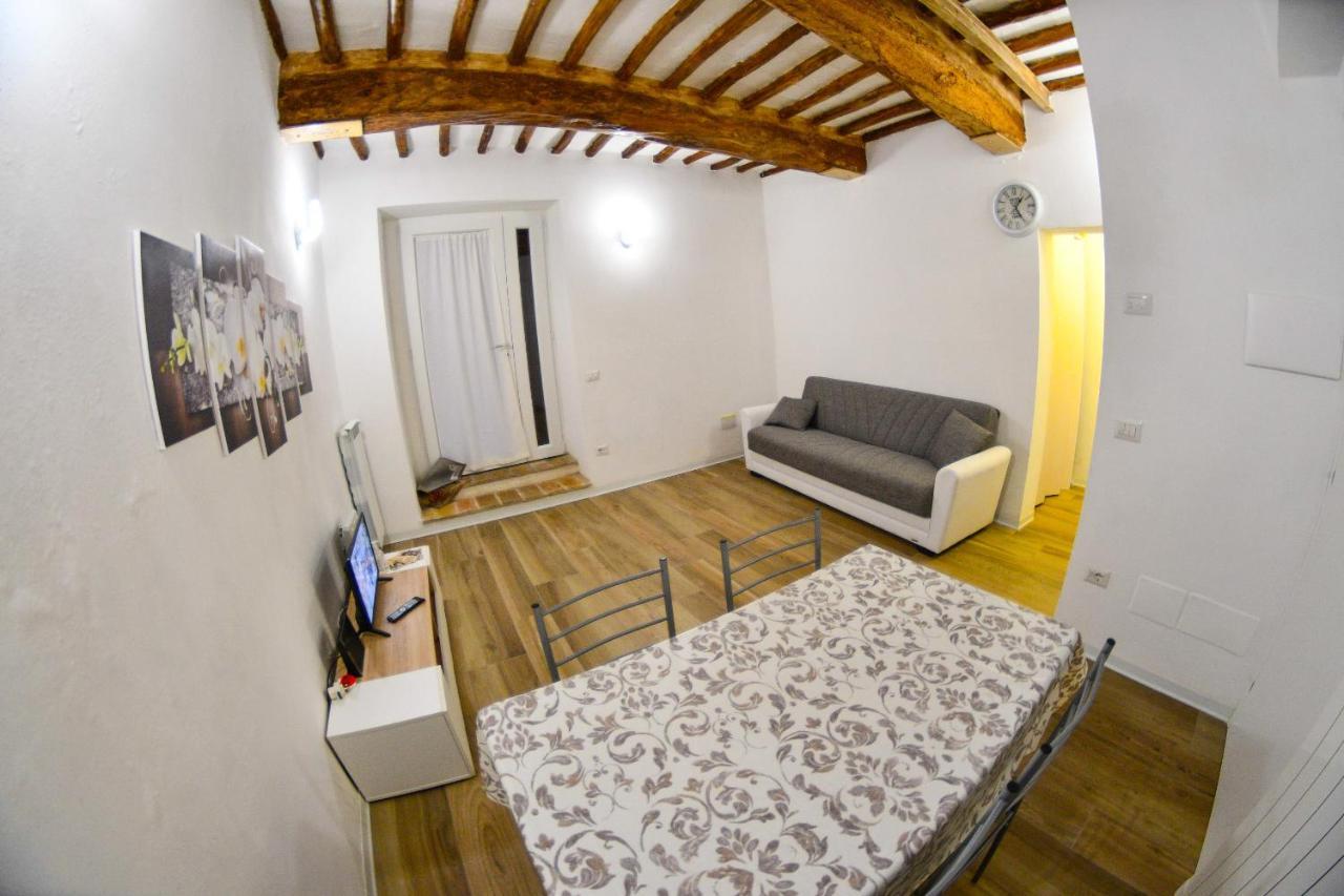 A Casa Di Silvia Apartment Фолиньо Екстериор снимка